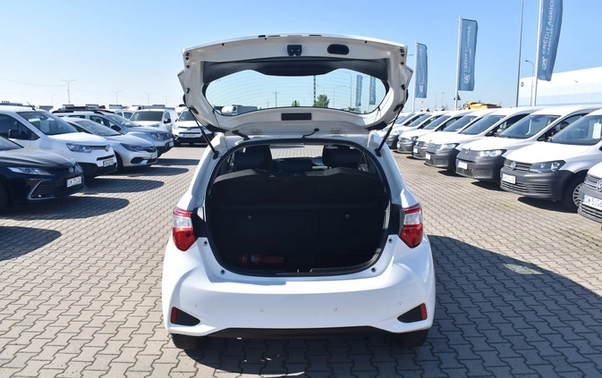 Toyota Yaris cena 39400 przebieg: 103276, rok produkcji 2018 z Mszczonów małe 631